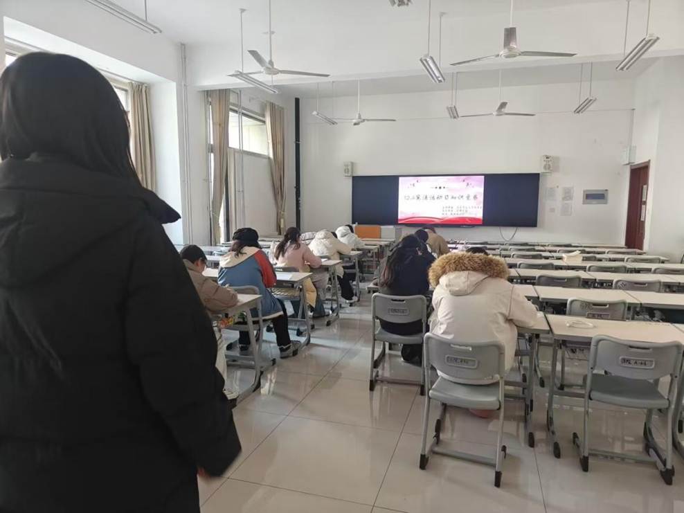 54da51883444fa1f76c7d4d8e1179d2b